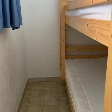 Cap D'agde : T2 Cabine, Piscine, Parking, Proche - Fr-1-607-208 *